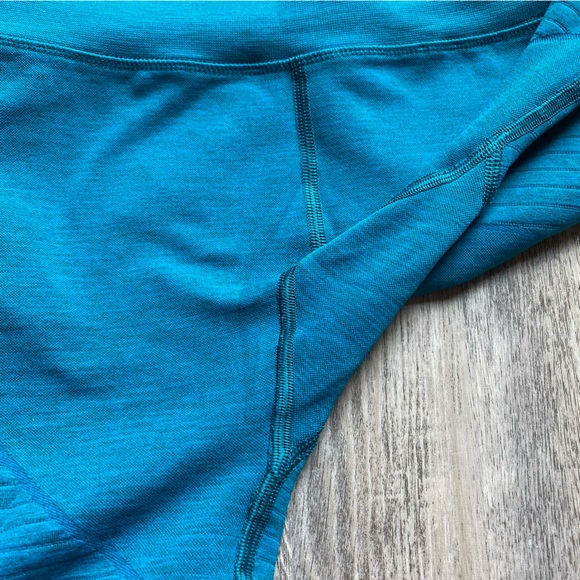 Turquoise Alphalete Leggings - Picture 7 of 9